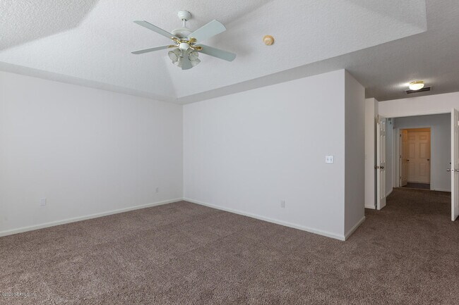 Building Photo - 8614 Derry Dr
