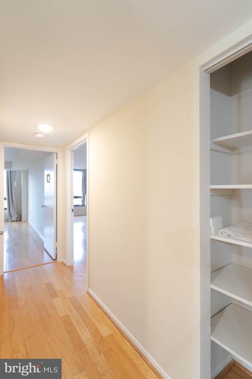 Building Photo - 1808 Old Meadow Rd