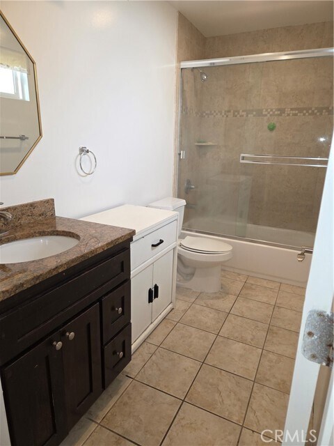 Building Photo - 14537 Archwood St