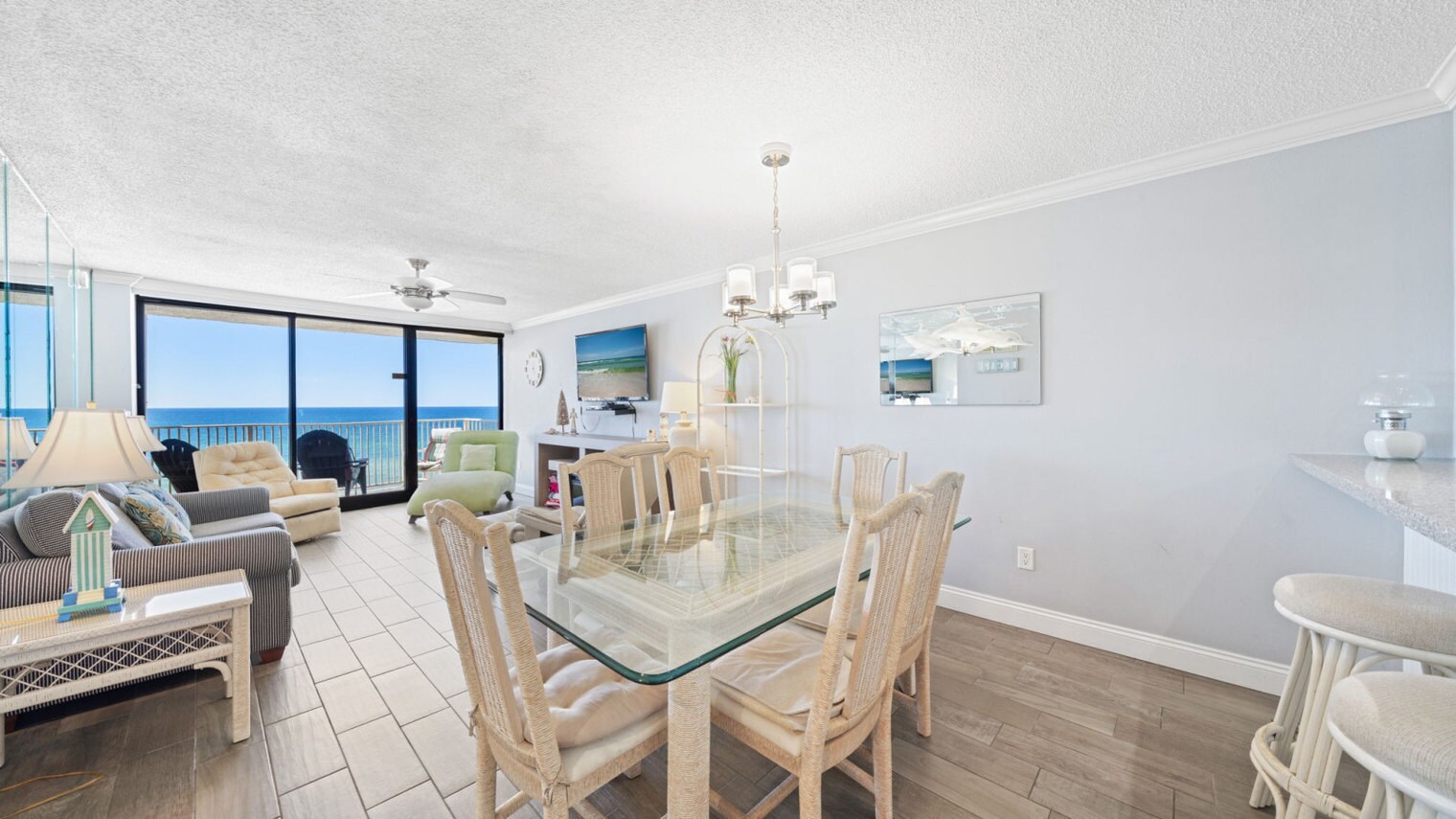 Building Photo - 7205 Thomas Dr