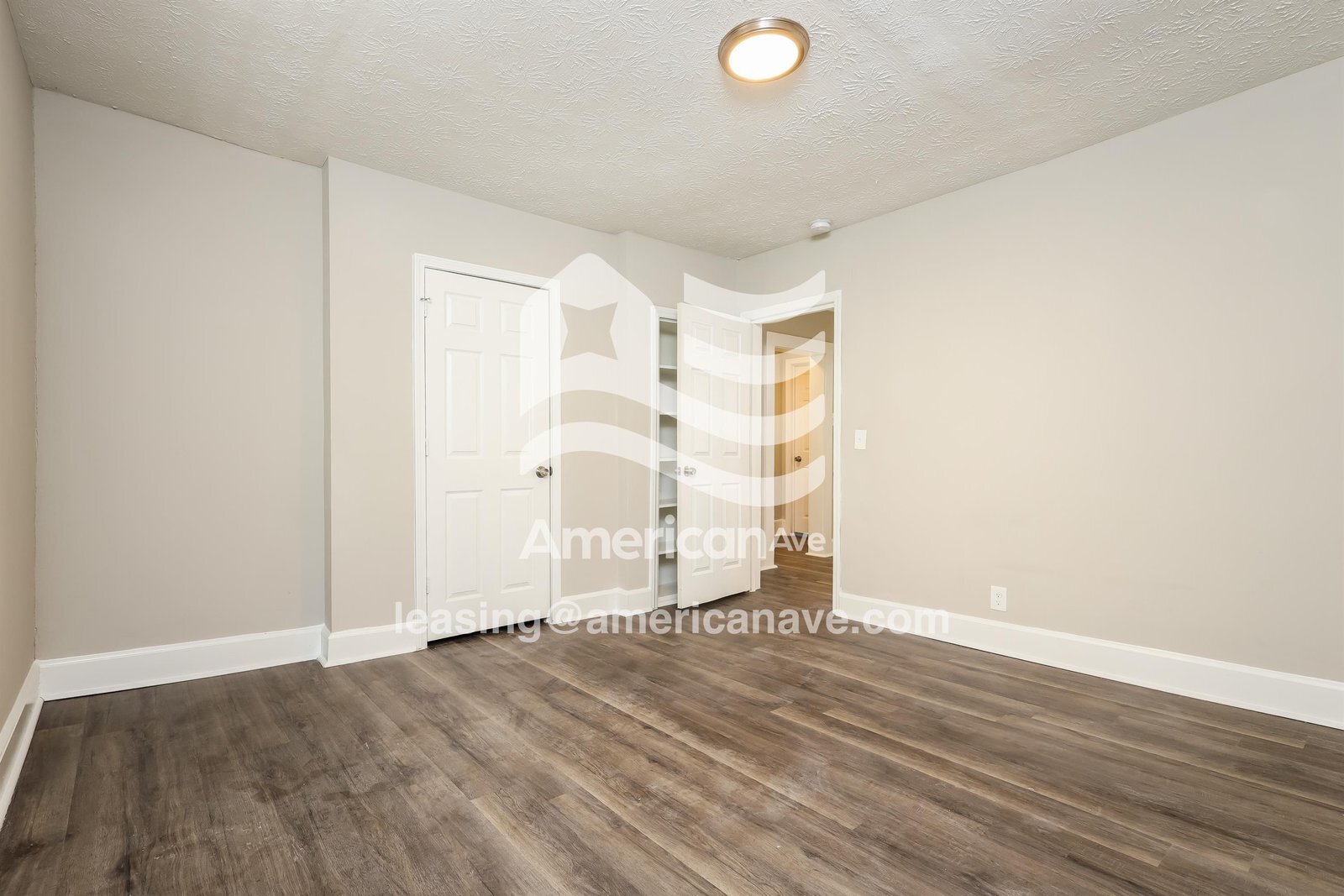 Building Photo - 405 20th St