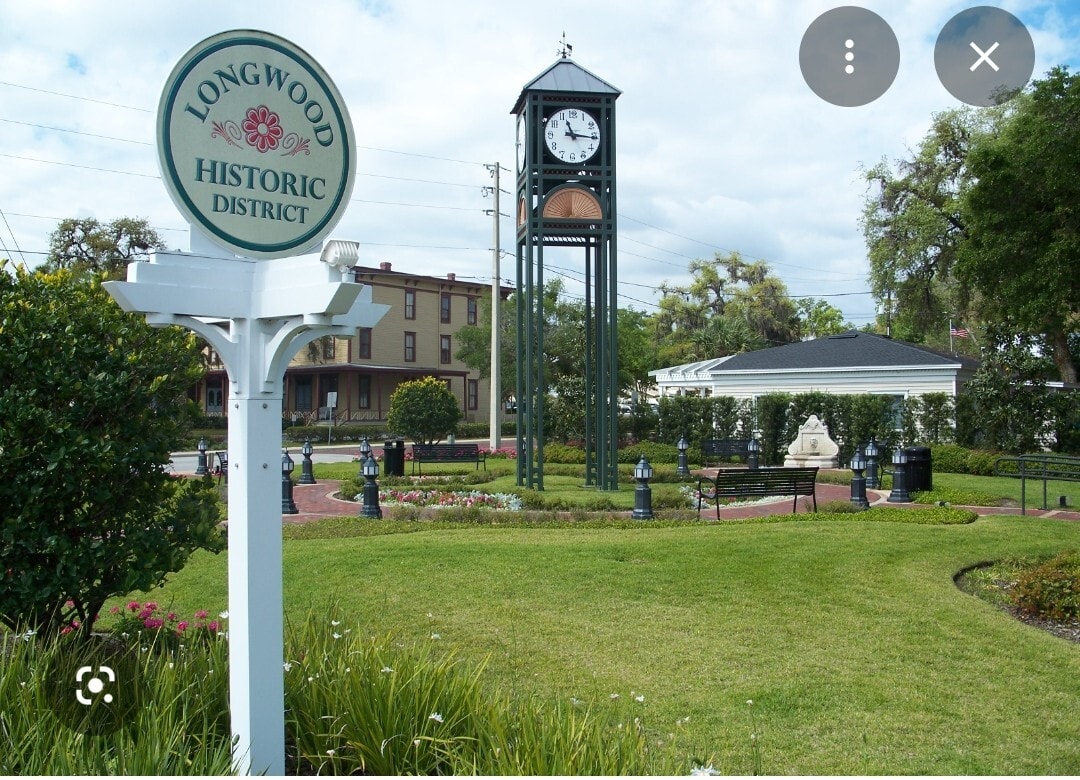 historic district - 650 E Warren Ave