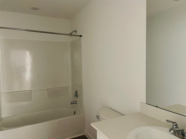 Building Photo - 2745 Cadiz Bay Dr