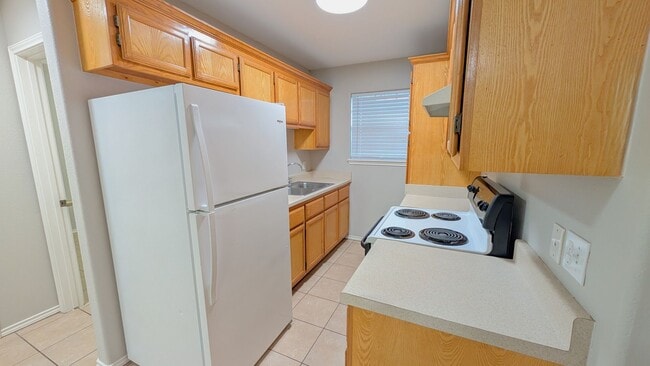 Building Photo - 3506 N Arroyo Park Ln