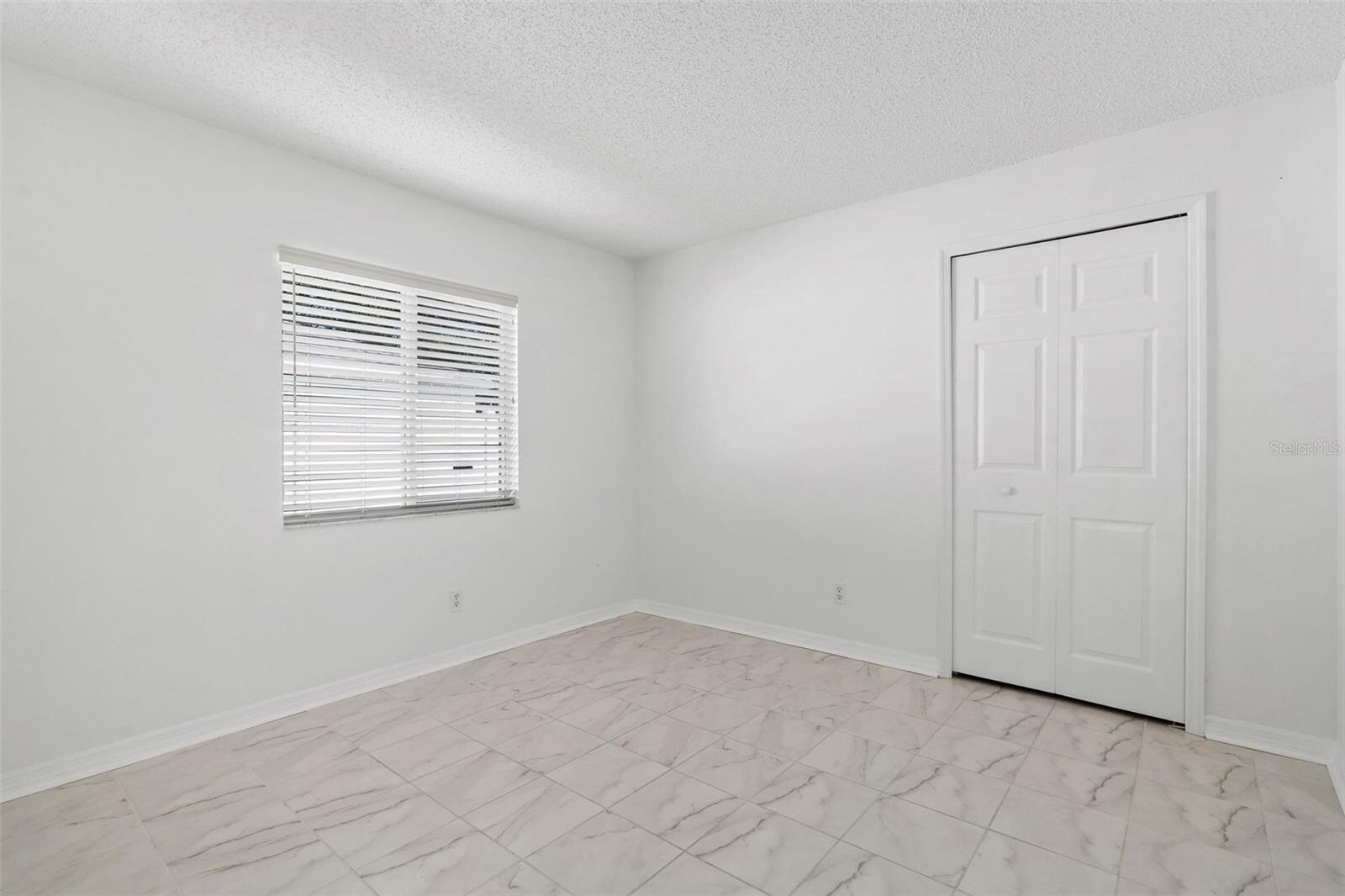 Building Photo - 1504 Silktree Ct