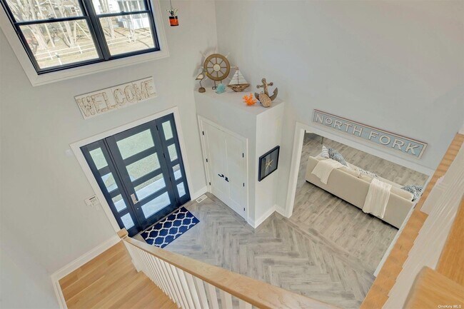 Building Photo - 165 Marine Pl