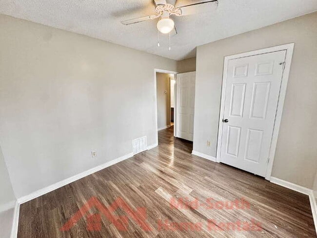 Building Photo - 7312 Countryside Road