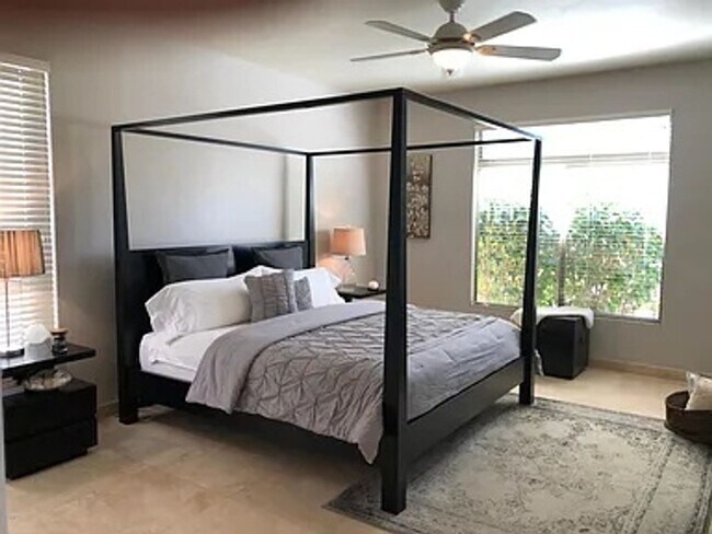 Building Photo - Stunning 4BR House in Cave Creek