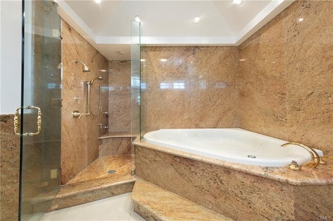 Building Photo - 16379 Meadow Ridge Way