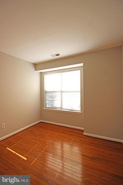 Building Photo - 7939 Otter Cove Ct