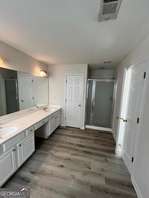 Building Photo - 915 Wendlebury Ct