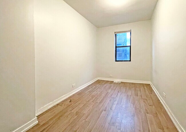 Building Photo - 1414 N Noble St