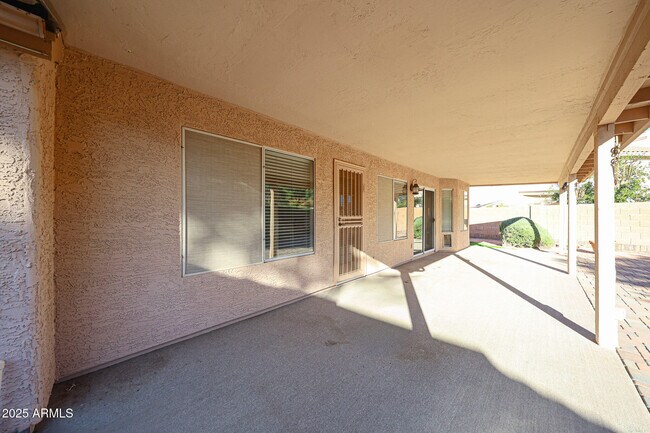 Building Photo - 8963 E Floriade Dr