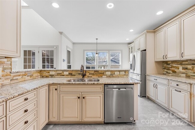 Building Photo - 7130 Prescott Pond Ln