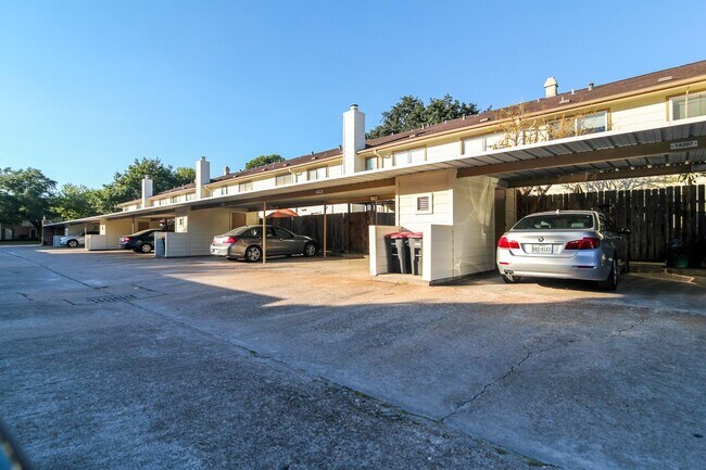 Building Photo - 14209 Lost Meadow Ln