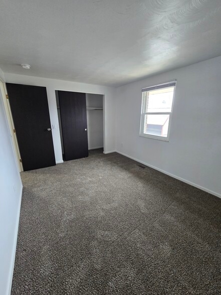 Building Photo - 162 Chris Drive