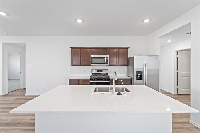 Building Photo - 1011 Vilana Ridge Ln