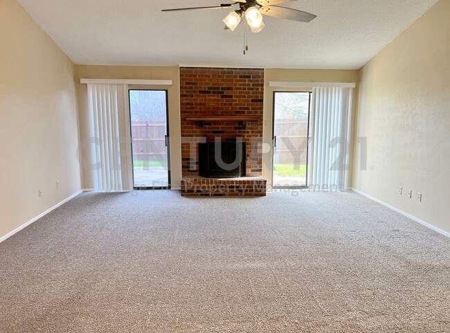 Building Photo - Incredible 3/2/2 in Lewisville ISD for Rent!