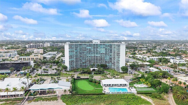 Building Photo - 333 NE 21st Ave