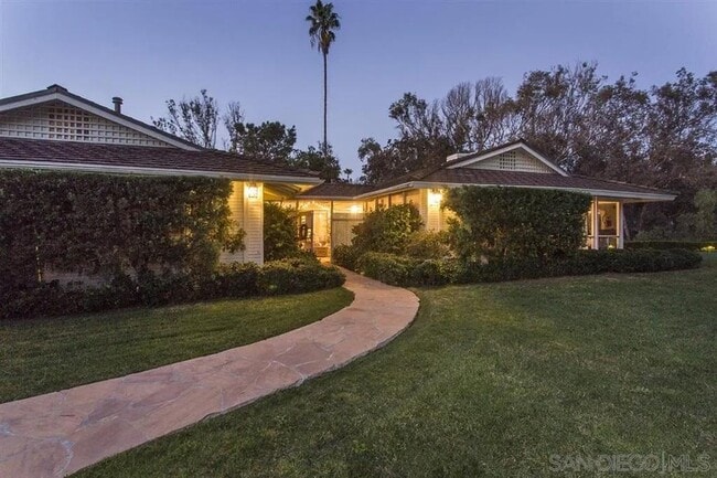 Building Photo - 6224 Los Naranjos Ct