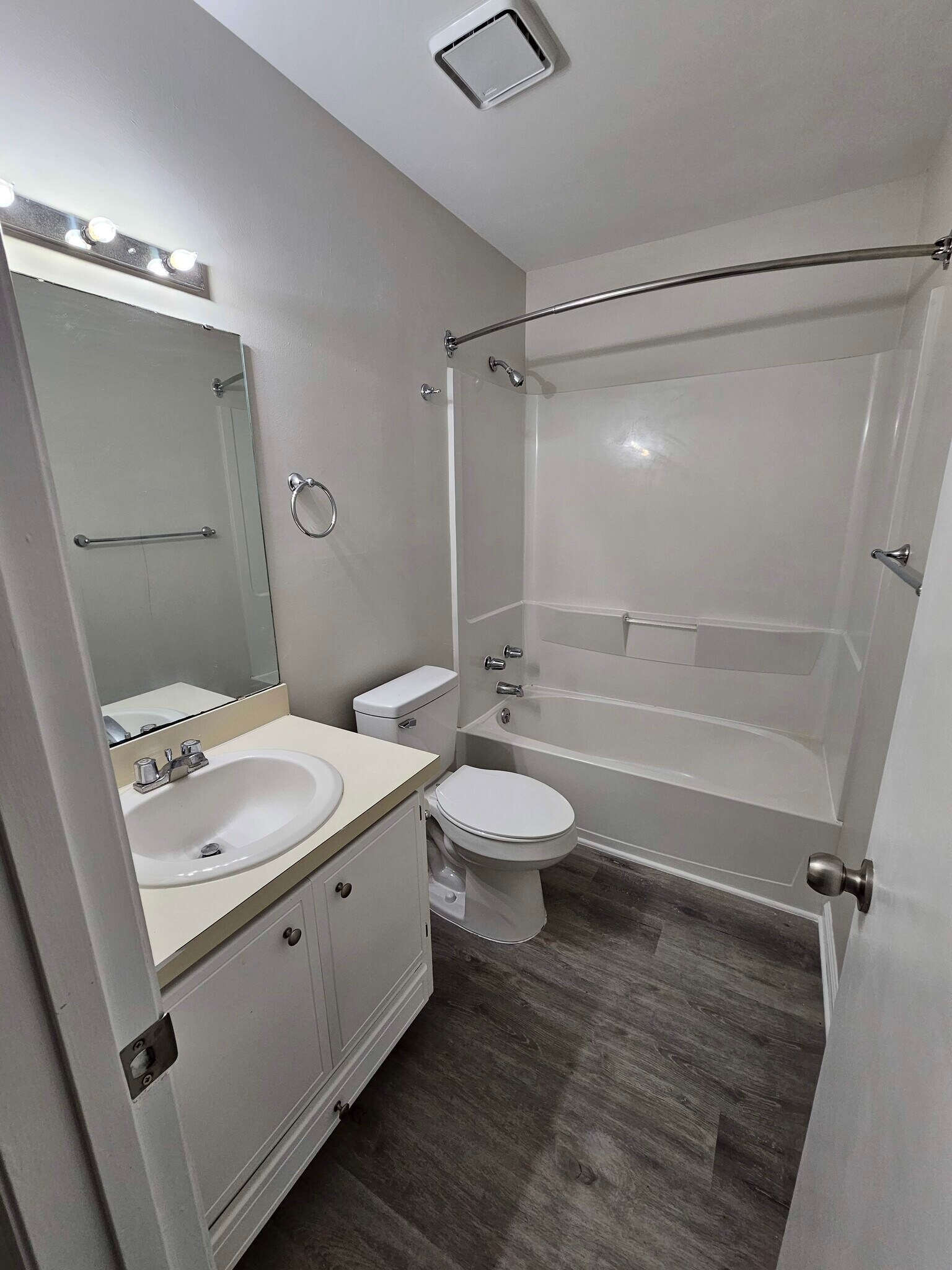 Bathroom 1 - 102 Village Ct