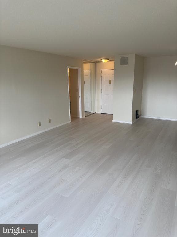 Building Photo - 8350 Greensboro Dr