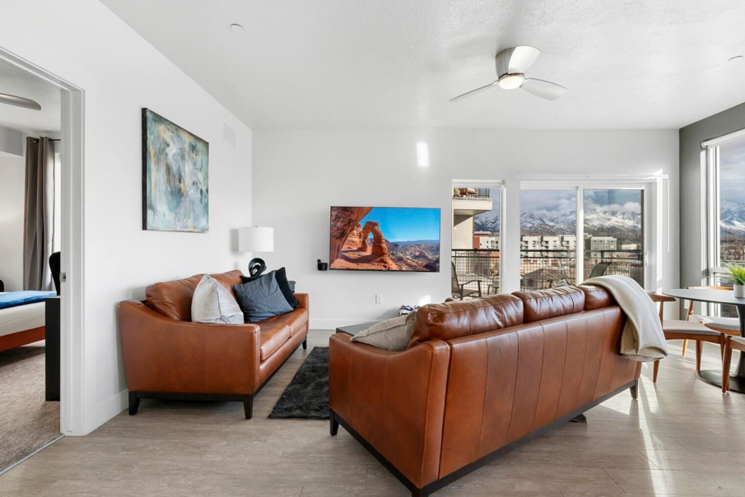 Building Photo - 380 S 400 E