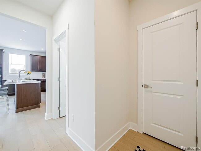Building Photo - 5169 Poppydrew Ln