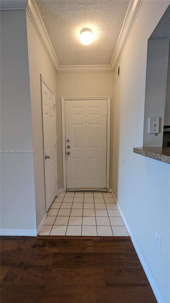 Building Photo - 151 SW 117th Ave