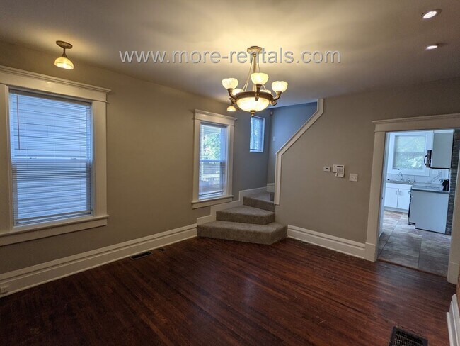 Building Photo - 579-81 Gilbert St