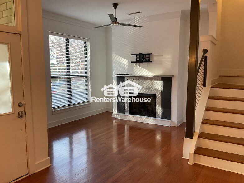 Building Photo - 3206 Noda Blvd