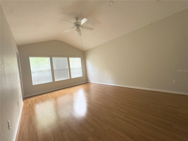 Building Photo - 2510 Stockton Dr