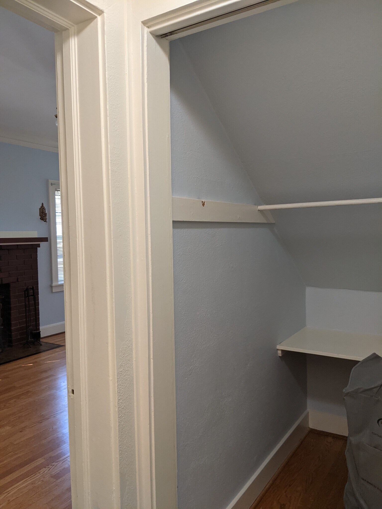 Closet detail 2 - 221 NW 28th St