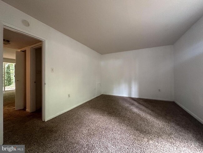 Building Photo - 1532 Northgate Square