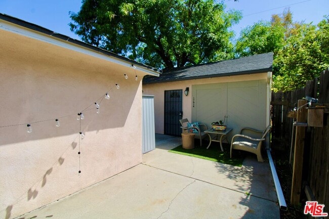 Building Photo - 17614 Bromley St