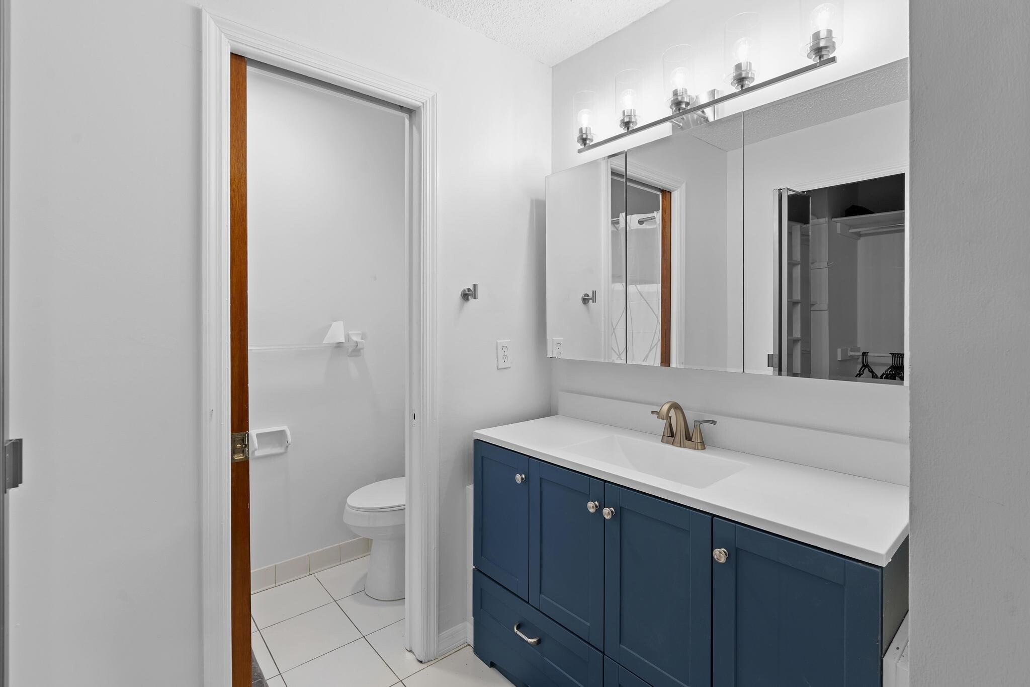 Building Photo - 5348 Hillock Ct