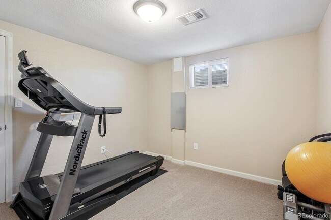 Building Photo - 3850 W Radcliff Ave