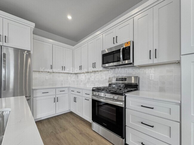 Building Photo - 152 S Koyukuk Ln