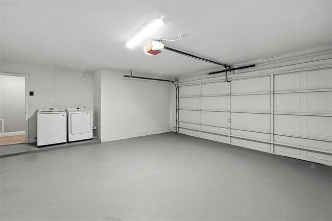 Building Photo - 427 Chicago Woods Cir