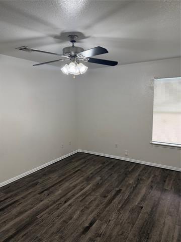 Building Photo - 609 Kings Way Dr