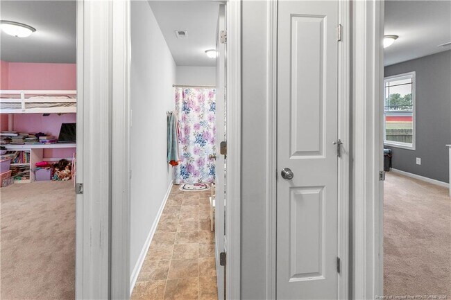 Building Photo - 140 Denning Farms Ln