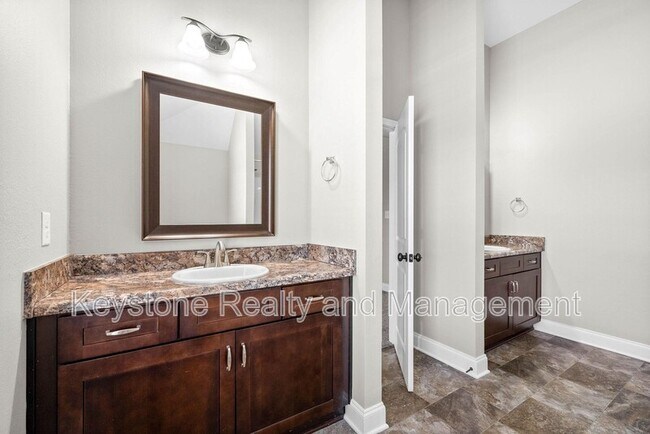 Building Photo - 1236 Winterset Dr