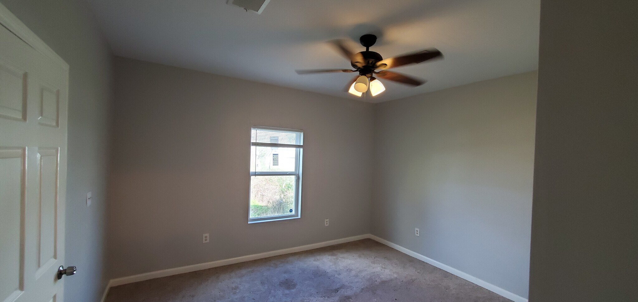 Building Photo - 16513 W Sandy Meadows Dr