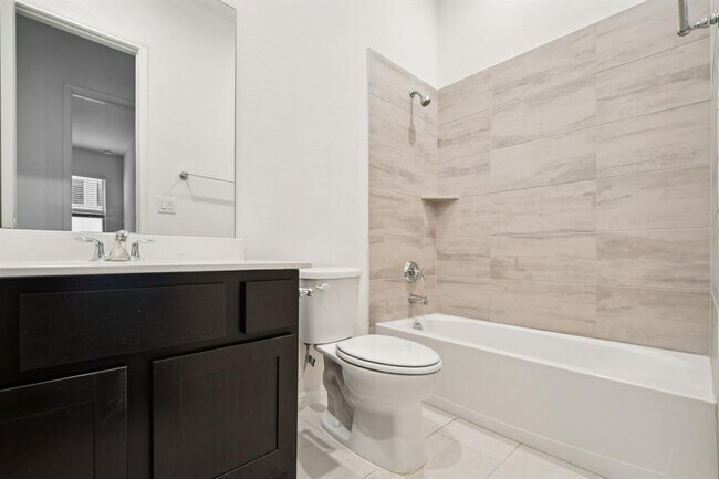 Building Photo - 4521 Lucabella Ln