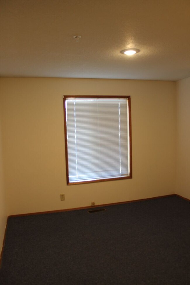 Building Photo - Adult Foster Care Home