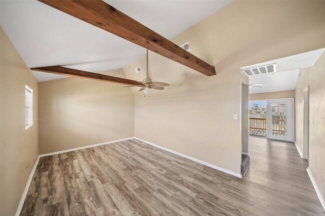 Building Photo - 7102 Terrasso Dr