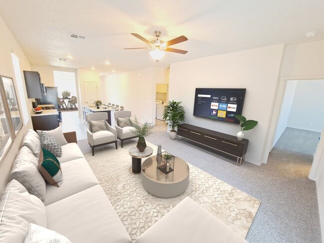 Building Photo - 3 bed 2 bath home in Huning Ranch!  MOVE IN SPECIAL!