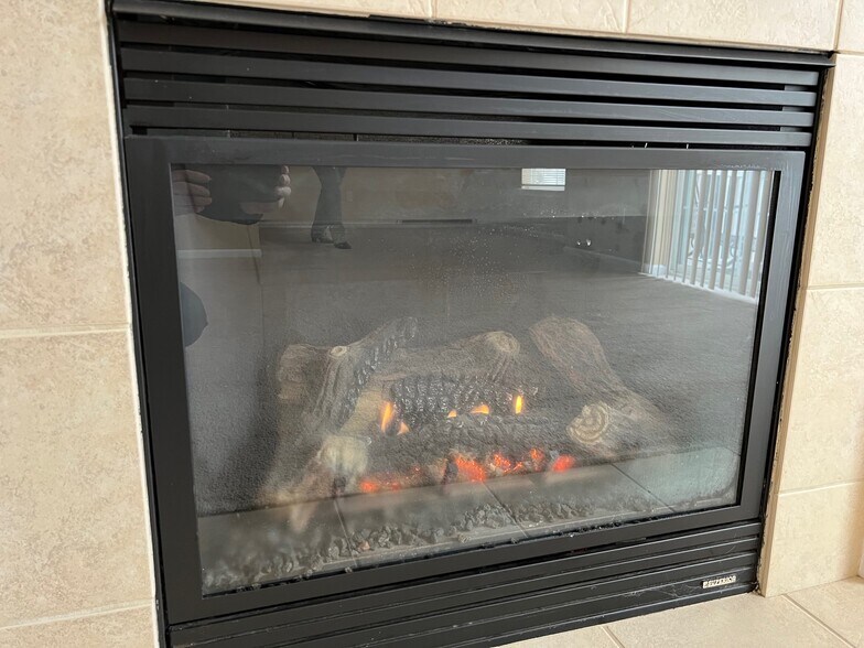 Building Photo - 724 Olde English Cir