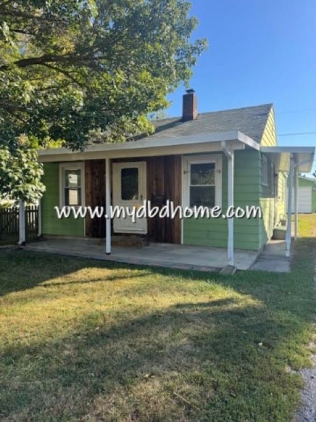 Primary Photo - 2217 Shadybrook Dr