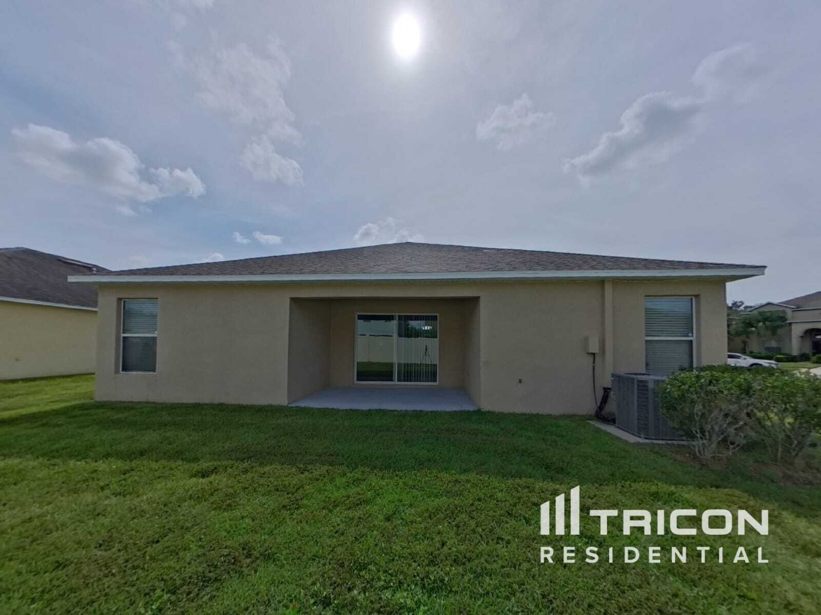 Building Photo - 16668 Myrtle Sand Dr